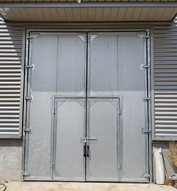 卓尼工业平开门