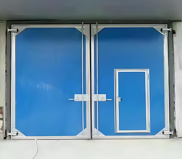 卓尼工业平开门