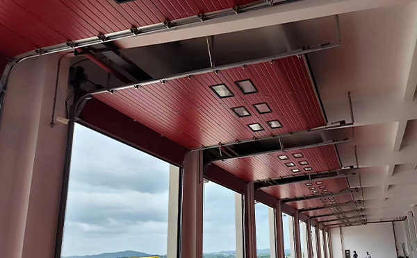 卓尼工业翻板门