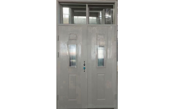 卓尼学校教室门