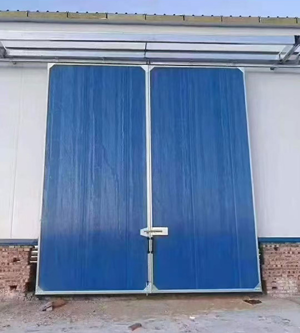 卓尼工业门在大型仓储物流通道中的应用实例