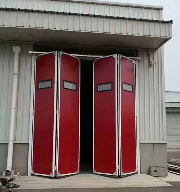 卓尼工业折叠门在大型装配车间出入口的应用实例