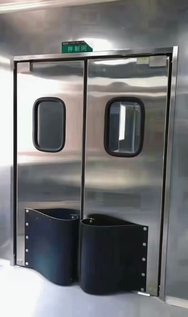 卓尼防火门安装项目助力物流中心提升消防安全等级