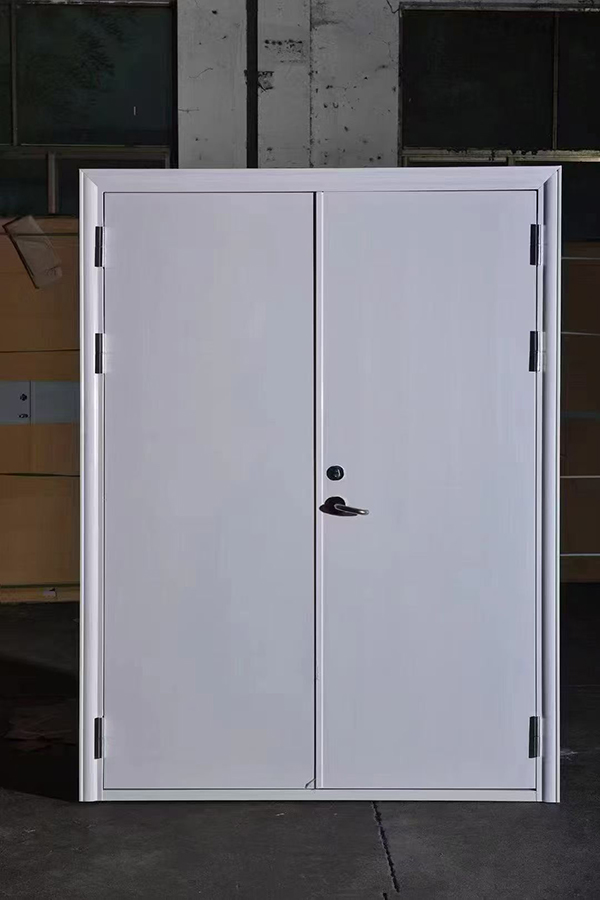 酒店项目完成公共区域卓尼防火门布设